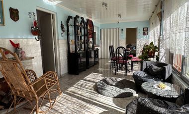 VENTA CASA 5 AMB  EN BARRIO CORIMAYO