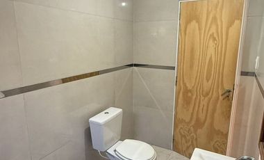 CASA QUINTA DE 3 DORM., 3 COCHERAS EN VENTA, RUTA1