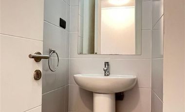 Oficina en Arriendo en Irarrázaval con Campos de Deporte