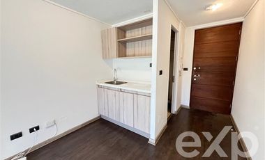 Oficina en Arriendo en Irarrázaval con Campos de Deporte