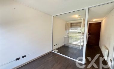 Oficina en Arriendo en Irarrázaval con Campos de Deporte