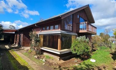 Local Comercial en Venta en Calle Santa Rosa con Imperial