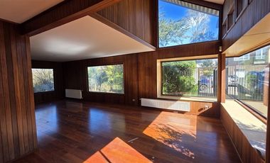 Local Comercial en Venta en Calle Santa Rosa con Imperial