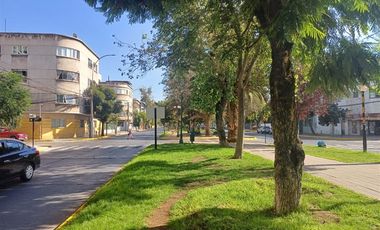 Local Comercial en Arriendo en Avenida Bustamante