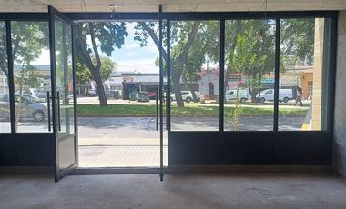 Local Comercial en Arriendo en Avenida Bustamante
