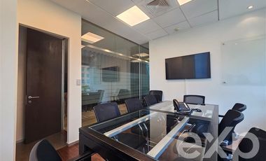 Oficina en Arriendo en A pasos del Museo Interactivo de Las Condes