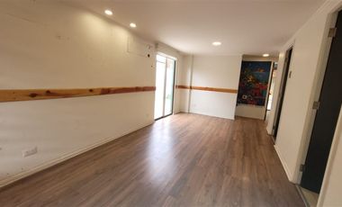 Casa en Arriendo en Linda y cómoda casa 3 dorm, 2 baños, pje cerrado, Trinidad Oriente