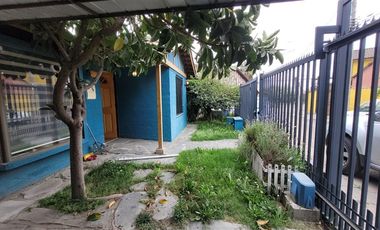 Casa en Arriendo en Linda y cómoda casa 3 dorm, 2 baños, pje cerrado, Trinidad Oriente