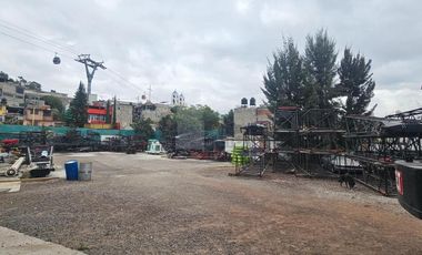 Venta o Renta de Terreno con uso de Suelo Comercial en Ecatepec de Morelos