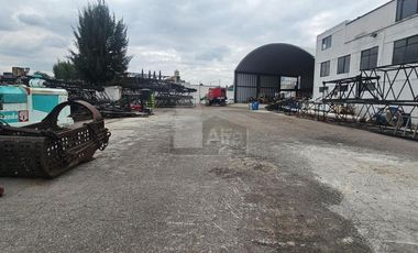 Venta o Renta de Terreno con uso de Suelo Comercial en Ecatepec de Morelos