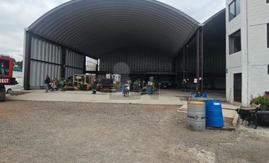 Venta o Renta de Terreno con uso de Suelo Comercial en Ecatepec de Morelos