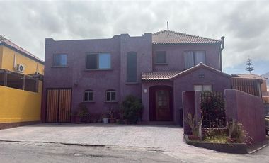 Casa en Arriendo en Calle Benito Ocampo, Antofagasta