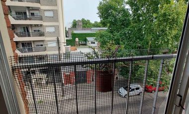 ALQUILER DEPARTAMENTO 2 AMBIENTES, SANTOS LUGARES!