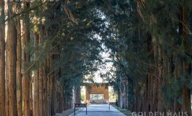 Casa de diseño 5 ambientes con piscina