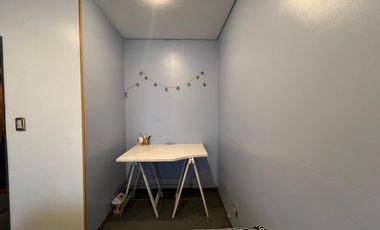 Casa PH de cinco ambientes con patio y pileta a la venta en Wilde