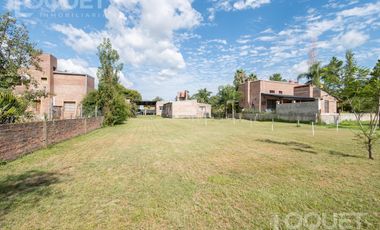 Quinta en Los Benteveos y Callejon Reyna