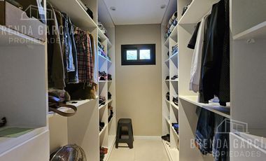 Casa en Planta Baja En Venta En Colon Entre Ríos.