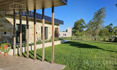 Casa en Planta Baja En Venta En Colon Entre Ríos.