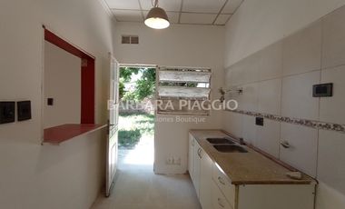CASA EN RECREO - Estanislao Lopez al 1100