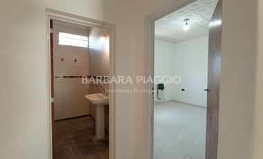 CASA EN RECREO - Estanislao Lopez al 1100