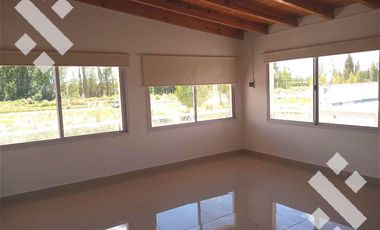 VENTA CASA DOS DORMITORIOS Y MONOAMBIENTES, PIEDRAS BLANCAS, FERNANDEZ ORO