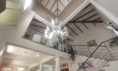 VENDE PROPIEDAD DE CATEGORIA EN ROLDAN LOS INDIOS