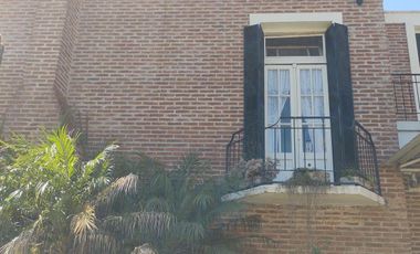 VENDE PROPIEDAD DE CATEGORIA EN ROLDAN LOS INDIOS