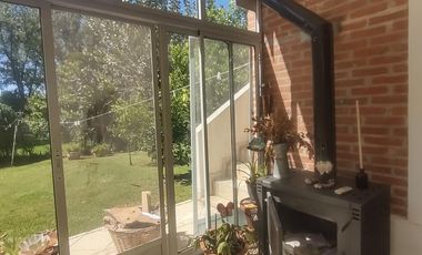 VENDE PROPIEDAD DE CATEGORIA EN ROLDAN LOS INDIOS