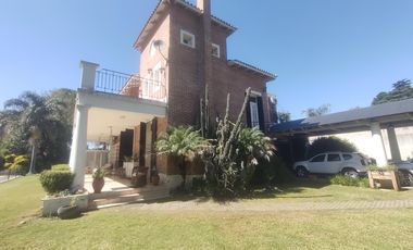 VENDE PROPIEDAD DE CATEGORIA EN ROLDAN LOS INDIOS