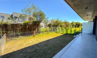 Venta Departamento a estrenar 3 ambientes jardin, Terrazas de Santa Maria, Villanueva Tigre
