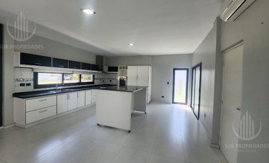 Casa Alquiler en Don Joaquín Canning