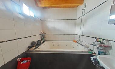 CASA EN VENTA RODEO DEL MEDIO 3 DORMITORIOS CON TOUR VRTUAL