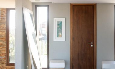 Casa en el Barrio Los Castores. Nordelta