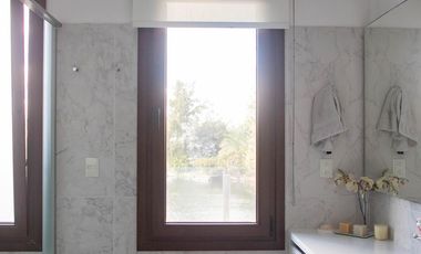 Casa en el Barrio Los Castores. Nordelta