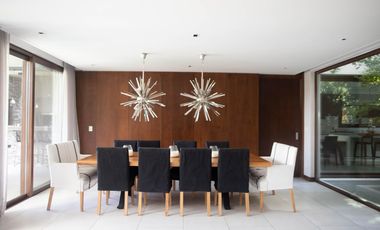 Casa en el Barrio Los Castores. Nordelta