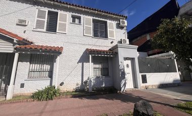 CASA PH 3 ambientes VENTA Banfield