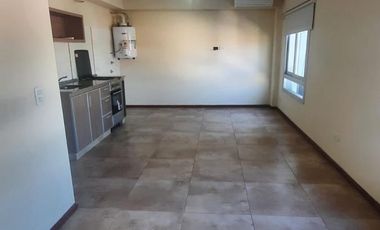 Departamento en Alquiler Castelar Amplio Monoambiente divisible- Apto vivienda y profesional