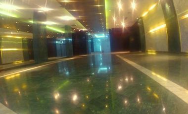 EXCELENTE EDIFICIO DE OFICINAS - ALQUILER