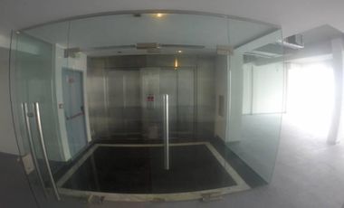 EXCELENTE EDIFICIO DE OFICINAS - ALQUILER