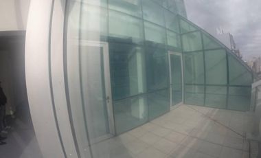 EXCELENTE EDIFICIO DE OFICINAS - ALQUILER