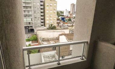 Semipiso de 2 ambientes con cochera - Lanús Oeste