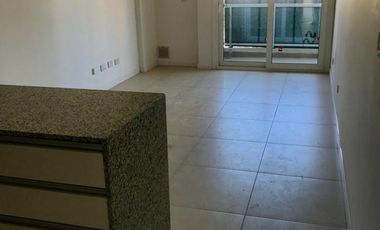 Semipiso de 2 ambientes con cochera - Lanús Oeste