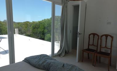 Casa en costa esmeralda 4 dormitorios en suite sobre medanos