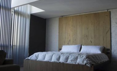 Venta de Loft amoblado apto profesional con cochera doble. Edificio de gran categoria