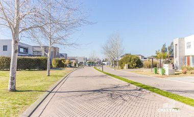 Venta terreno Aguadas Barrio cerrado