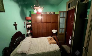 Casa de corte antiguo en excelente estado - Venta Directa - Apto Crédito!!