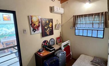 Casa de corte antiguo en excelente estado - Venta Directa - Apto Crédito!!
