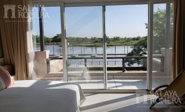 Excelente Casa  de 5 Ambientes  Isla Santa Monica