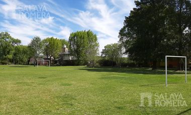 Excelente Casa  de 5 Ambientes  Isla Santa Monica