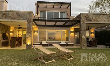 Excelente Casa  de 5 Ambientes  Isla Santa Monica